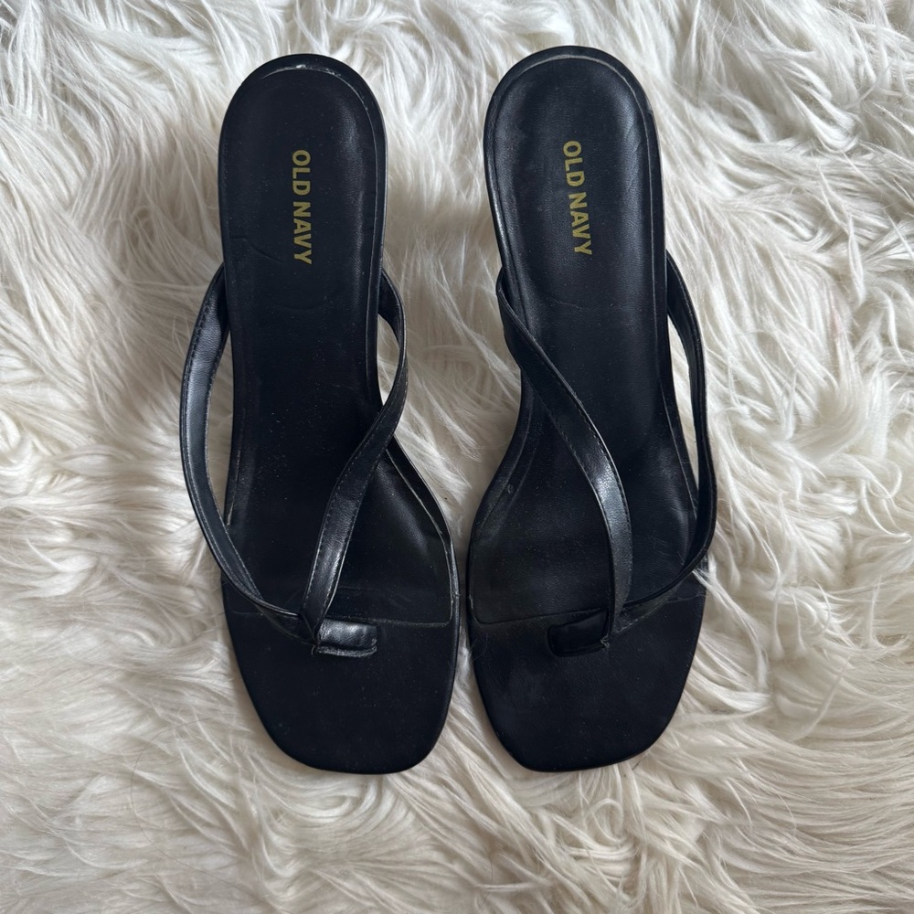 Old Navy Square Toe Kitten Heel Sandals